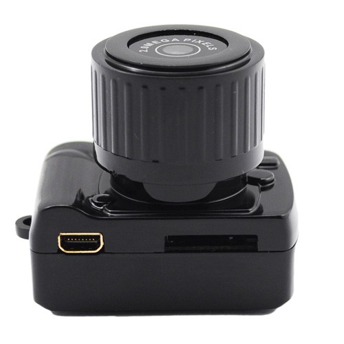 Y3000 camcorder